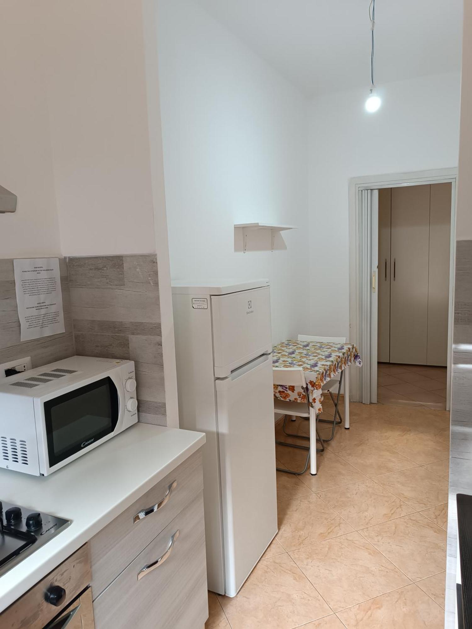 Appartamento Per 4 In Via Tiburtina, Wi-Fi, Metro B E Bus Per Il Centro E La Sapienza Rom Exteriör bild